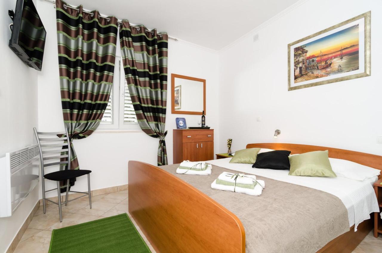 Apartment And Room Kapelica Dubrovnik Eksteriør billede